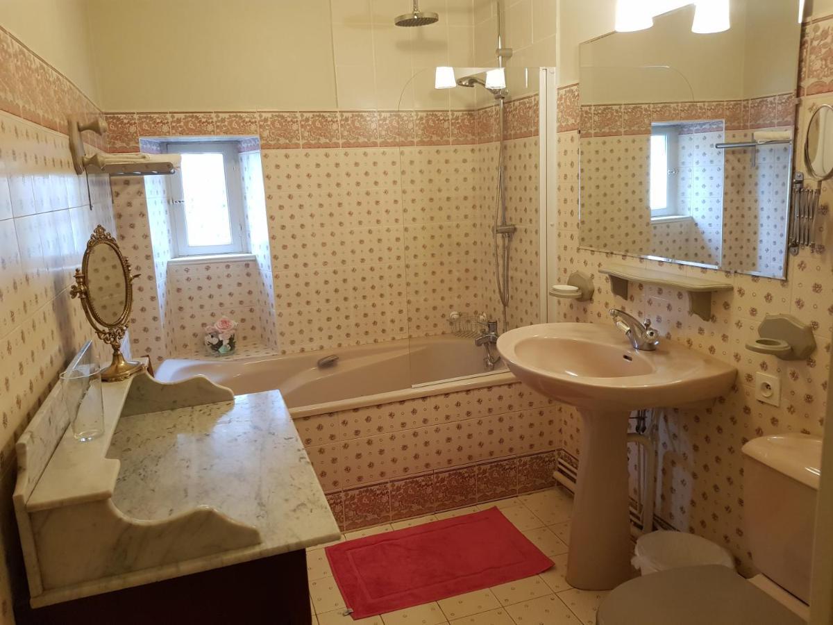 Domaine Les Pradets Bed & Breakfast La Bourboule Bagian luar foto