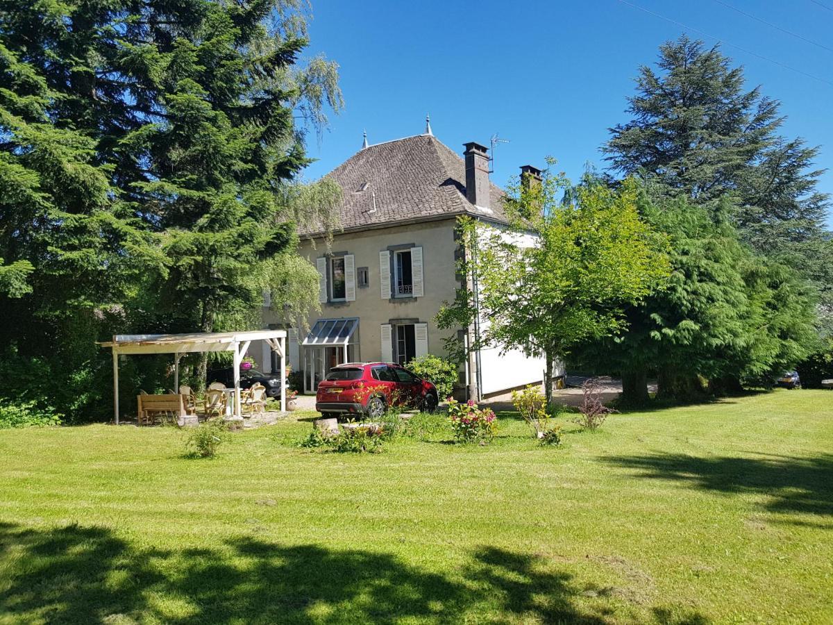 Domaine Les Pradets Bed & Breakfast La Bourboule Bagian luar foto